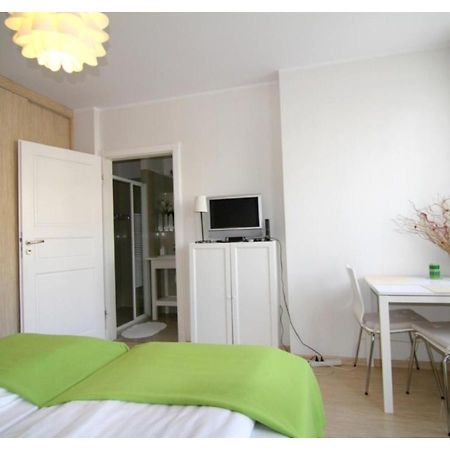 Yellow House Lodging Apartment Sopot Exterior photo